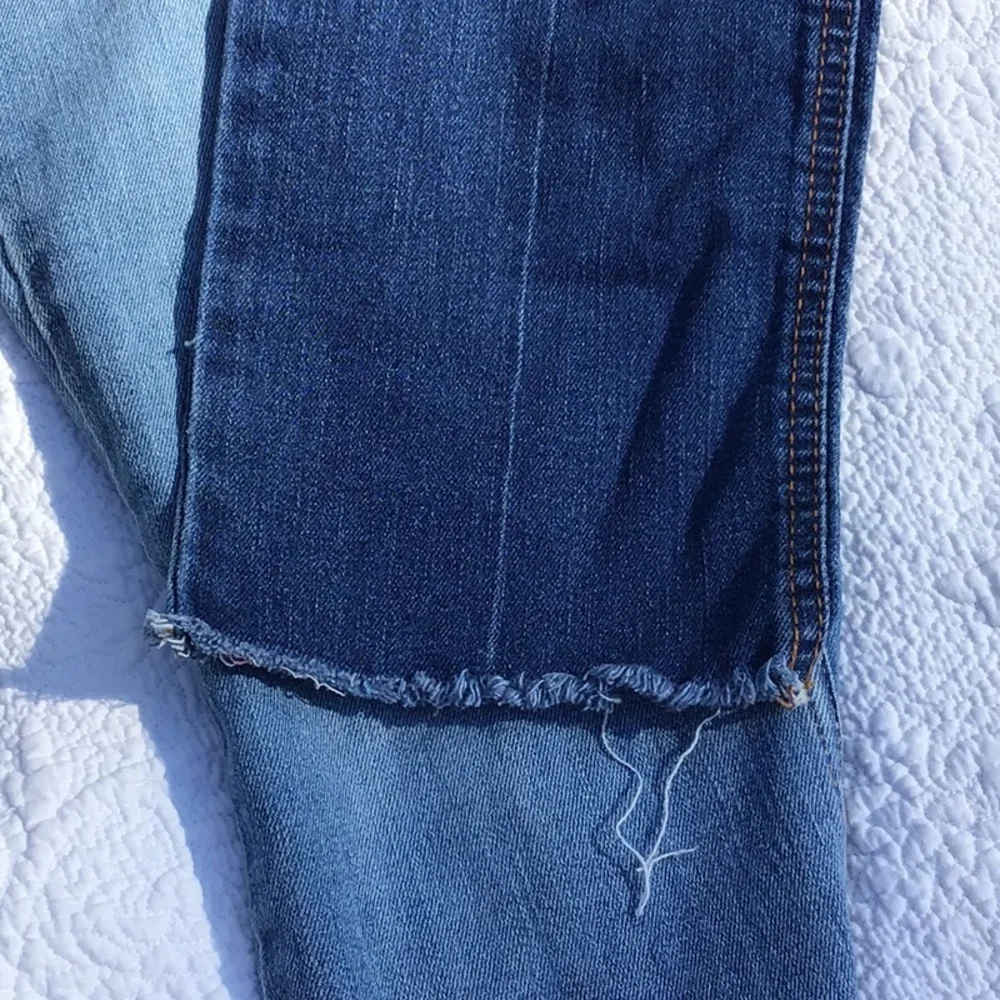 Bundle of Two Old Navy The Power Ankle Jeans Size 6 - Picture 10 of 16